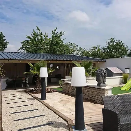 In With Sauna, Hot Tub And Barbecue